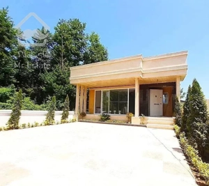 همکف باغی 220متری در پلاکهای مختلف