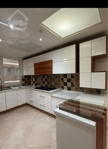 ۸۰متر افتابگیر ۱۰ساله فول امکانات فلکه اول صادقیه