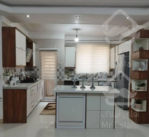 آپارتمان 98 متر 2 خوابه / منطقه 17 میدان بهاران