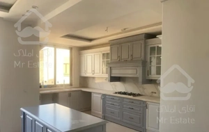 ۱۴۶ متر کلید نخورده ساختمان برند پشت وکیل آباد