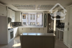 ۱۶۲ متری/کلید نخورده/۲ پارکینگ باکس