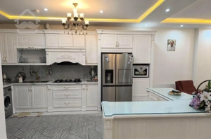 195متر/نوساز/فکوری85/حاشیه ارغوان/تهاتر