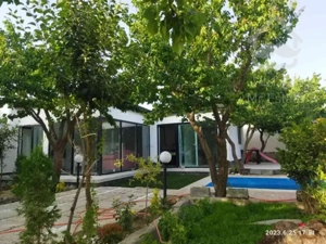 فروش ویلا استخر دار با درختان میوه