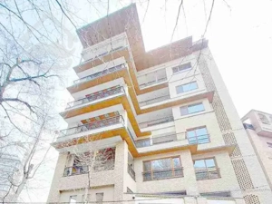 آپادانا/۹۳۰ متر زیربنا/مستغلات