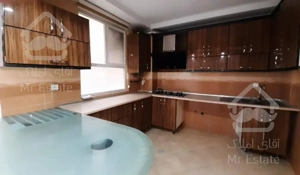 دوخوابه ۸۰ متری فردوس شرق