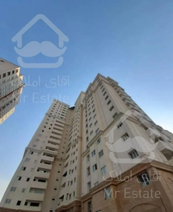 مدیر فروش برج رُزگل ۱۱۸متر نوساز کوهک دریاچه