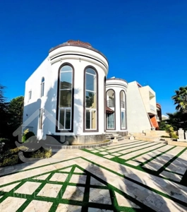 تریپلکس نما خلیجی بی رغیب تو منطقه