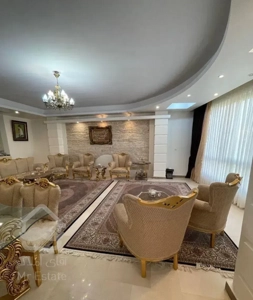 ۱۳۰ متری ( سه خواب) (دسترسی بی نظیر)