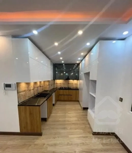 خانه‌ای کامل در سهروردی جنوبی ۱۰۶ متر سه‌خواب