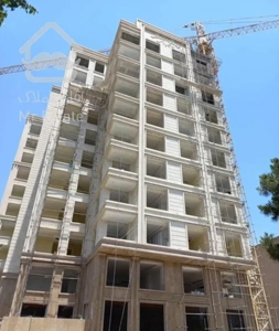 برج باغ مجلل شهران کم‌واحد