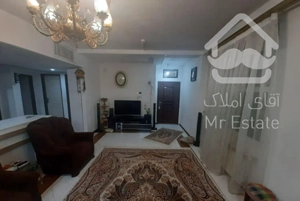 اپارتمان ۸۱ متر،۲ خواب،طبقه اول