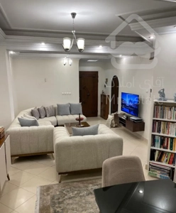 آپارتمان خوش نقشه بازسازی شده اردیبهشت جنوبی