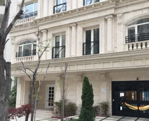 سعادت آباد  ۱۴۰ متر  نوساز  کلاسیک