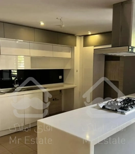 ۱۳۵متر ۳خواب بالکن+سرایدار(خانواده)