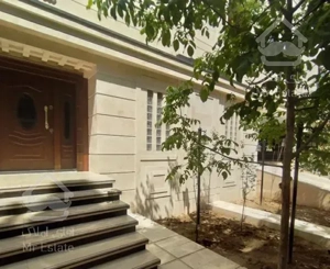 آپارتمان ۱۱۵ متری نیاوران