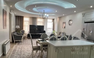 آپارتمان ۱۰۰متری/سالن سرتاسر پرده خور(بدون مشرف)