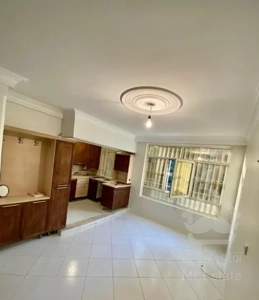 ۶۱متر ۲خواب / تک‌واحدی / شمال خیابان آزادی