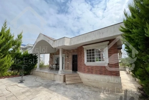 رهن ویلا ۱۴۵ متری داخل مجتمع ( اسبچین )