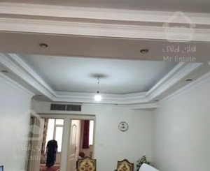 ۸۲ متر فول حوالی مترو صادقیه