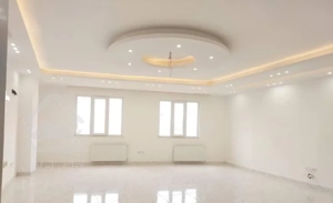 ۱۲۳ متر نوساز خیابان اصلی مرکز شهر