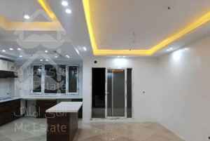 ۱۳۰ متر ۳ خواب نوساز سازنده خوشنام و برند