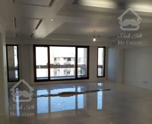 نیاوران ۲۱۰ متر ۳ خواب با تراس قابل چیدمان