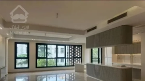۱۷۲متر۳خواب/کلید اول*مشاعات‌دار ۲پارکینگ تهاتر