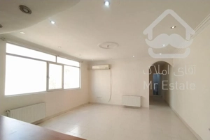 خیابان مقربی،75متر،فول امکانات ،تخلیه