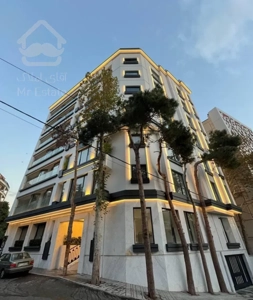 فروش آپارتمان ۱۷۵ متری ۳ خوابه در نیاوران