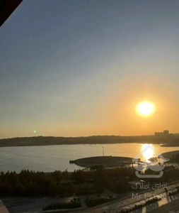 واحد اداری/دید دریاچه/۹۵ متر/فلت