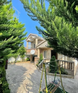 ویلا با تراس رو به جنگل*سندار*شهرک بااصالت*