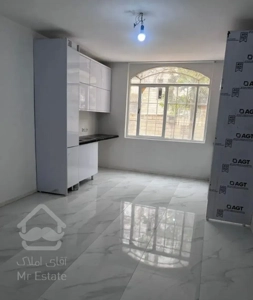 ۸۲متر /شهران /طوقانی