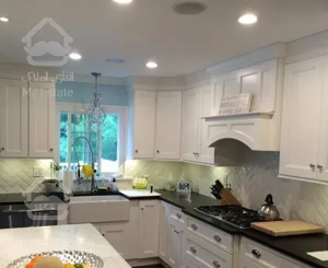 240 متر شمال کاخ اجاره