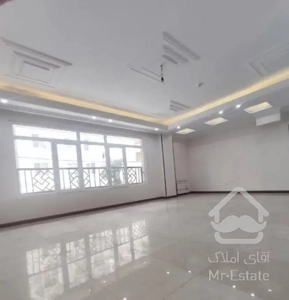 100متر/طوقانی/فستیوال نورونقشه/دو پارکینگ سندی