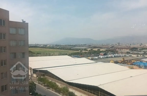 واحد ۹۳ متری شیک با ویو  مناسب