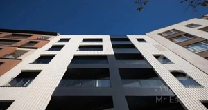 ۲۰۰ متر اپارتمان /۳خواب/ اقدسیه