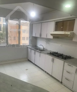 هاشمیه ۱۰۰متر ۲خوابه فول امکانات قرارداد ۶ماهه