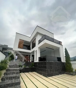 فروش ویلا مدرن جنگلی با استخر در رامسر