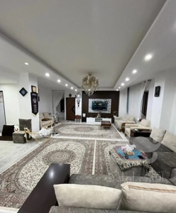 اپارتمان نوساز   ابتدای بلوار