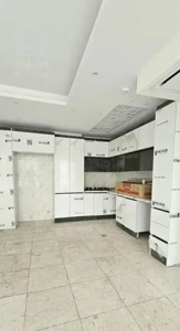 آپارتمان ۸۷ متری/تاپ لوکیشن/طبقه سوم