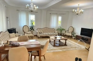 آپارتمان تک واحدی ۹۰ متری شیک
