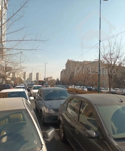 ۱۰۰متر۲خواب همکف (موقعیت اداری )بلوار۲۴متری