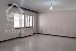 ۱۳۰ متر ، دوخواب ، تاپ لوکیشن دروس