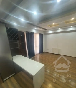 آپار.تمان جوانان بلوار جمهوری 82 متری/بازسازیشده