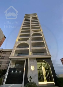 فروش واحد ۱۵۰ متری  آخرین طبقه برج