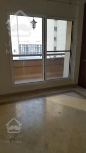 ۷۴ متری دریاچه