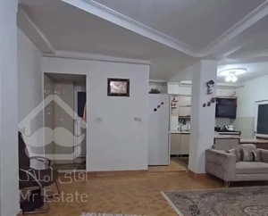 آپارتمان++۸۵متری++ طبقه دوم مرکز شهر