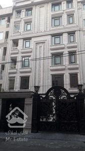 ۶۱متر فول دارای روف گاردن و باشگاه ورزشی