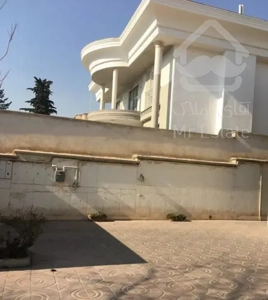 ۱۲۰۰ متر ویلا دربست شهرک غرب