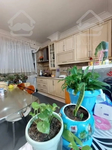 اجاره آپارتمان ۹۰ متر دو خواب واقع در فردوس شرق